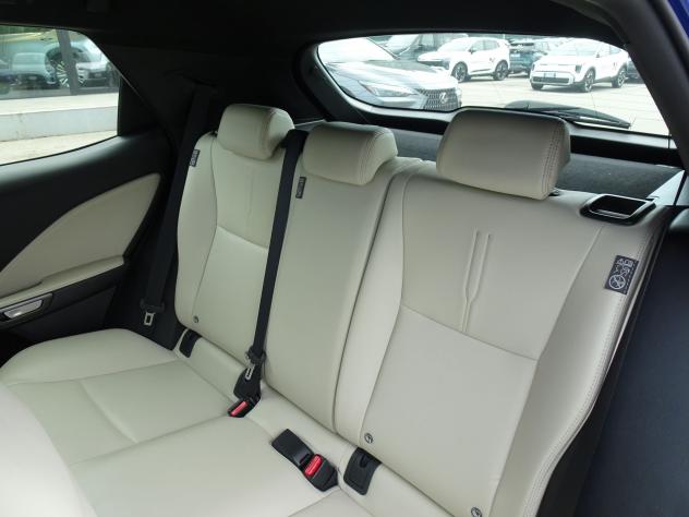Lexus LBX Elegant 2WD - Foto 10