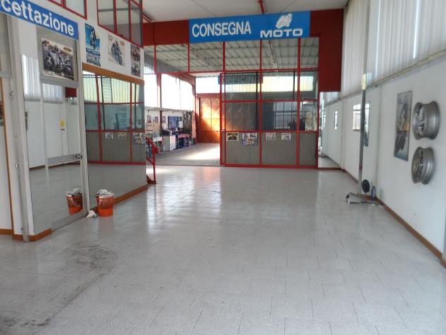 APPARTAMENTO di 3 vani e di 127 mq (BRUGHERIO) rif. IGC 3 LOC. E CAPANNONE - Foto 4