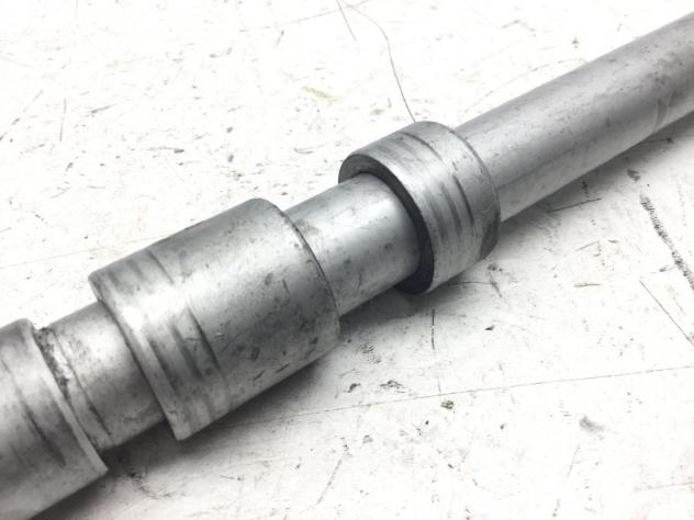 HONDA CB 500 PERNO RUOTA ANTERIORE CON SPESSORI 2004 2005 PC39C04F - Foto 3