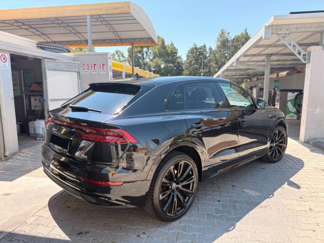 Audi Q8 50 TDI TOTAL BLACK/23" RSQ8/PELLE/S-LINE - Foto 5