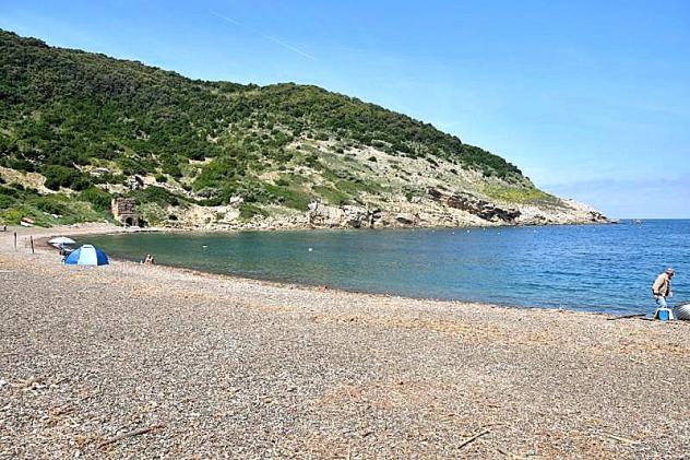 VILLA A SCHIERA di 5 vani e di 160 mq (PORTOFERRAIO) rif. 40E_5 - Foto 13
