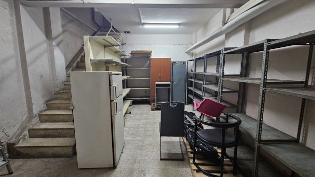 PORTUENSE/VILLA BONELLI – AFFITTASI NEGOZIO CON VETRINE SU STRADA - Foto 9