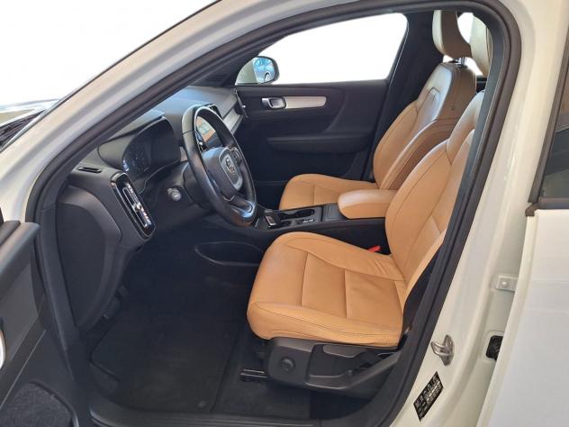 Volvo XC40 D3 150 CV Automatica Momentum - Foto 6