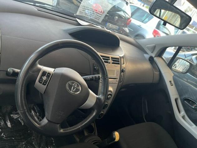 TOYOTA YARIS - Foto 8