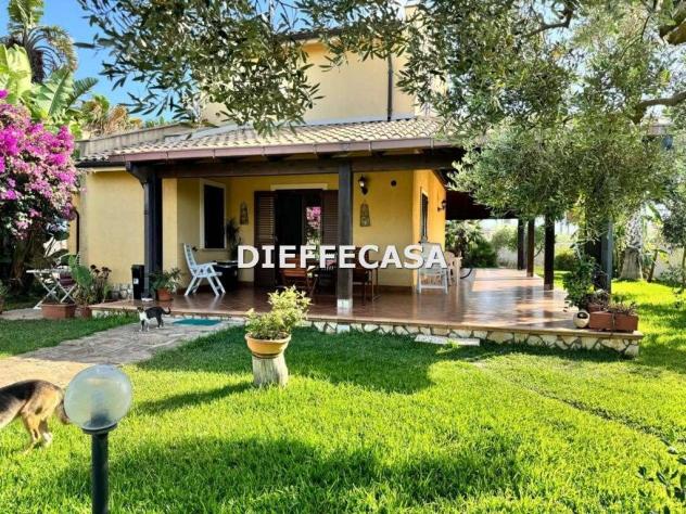 V2492 - In vendita a Marsala villa in zona mare lato mazar