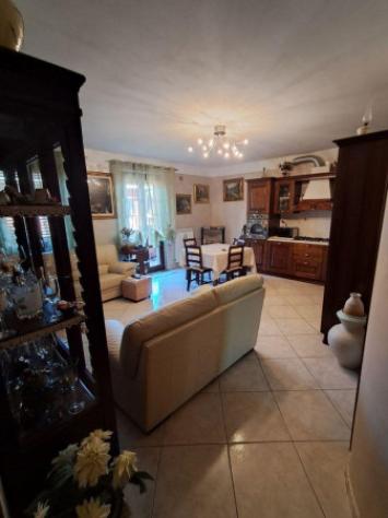 Appartamento di 94 m² con 3 locali e box auto in vendita a Mondolfo - Foto 4