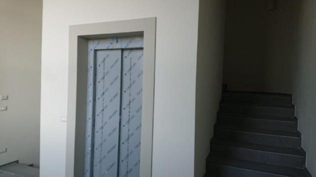 Immobile di 1000 m² con più di 5 locali in vendita a Fiorano Modenese - Foto 11