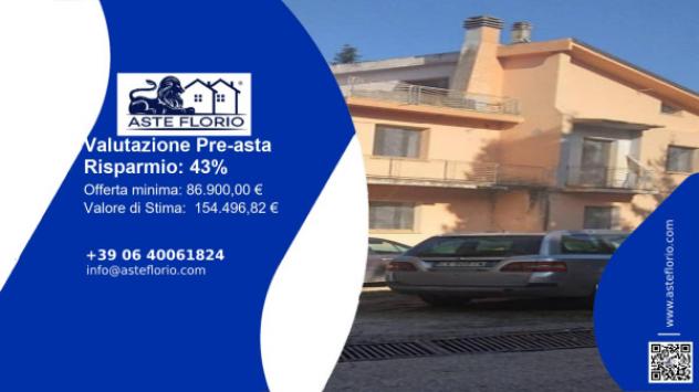 Immobile in asta di 381 m², box auto in vendita a Gualdo Tadino
