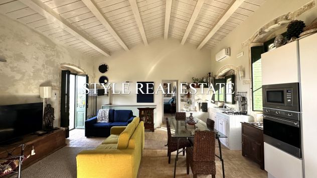 Casa rurale restaurata con terreno in vendita a Siracusa Sicilia - Foto 3