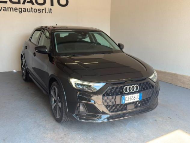 AUDI A1 citycarver 30 TFSI Identity Contrast rif. 24019206 - Foto 2
