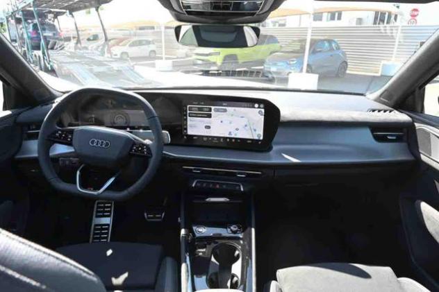 AUDI Q3 Sportback 35 TDI S tronic Black Line Edition rif. 23750046 - Foto 7