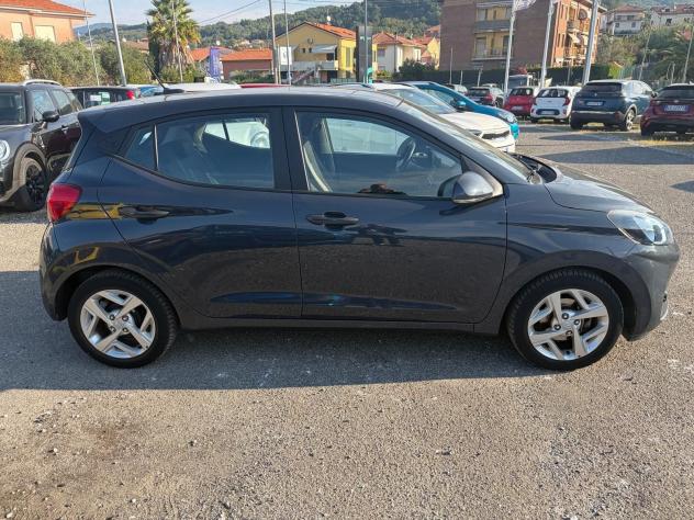 Hyundai i10 1.0 MPI Tech - Foto 8