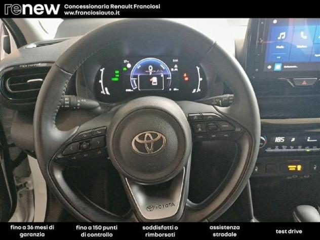 TOYOTA Yaris Cross 1.5 H Active FWD e-CVT 115cv rif. 23764208 - Foto 9