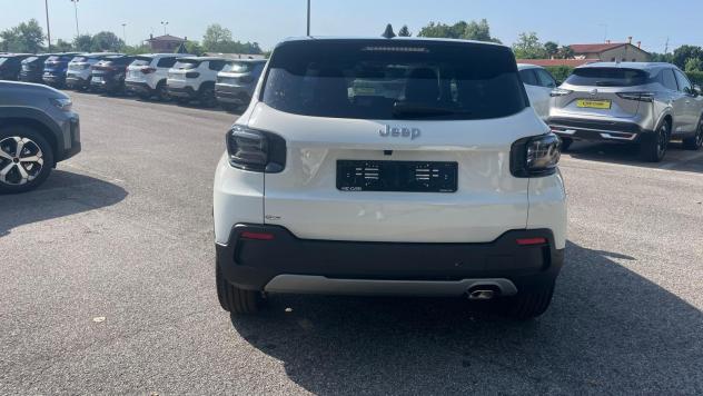Jeep Avenger e-Hybrid 1.2 MHEV e-Hybrid Turbo Summit DCT 6 - Foto 4
