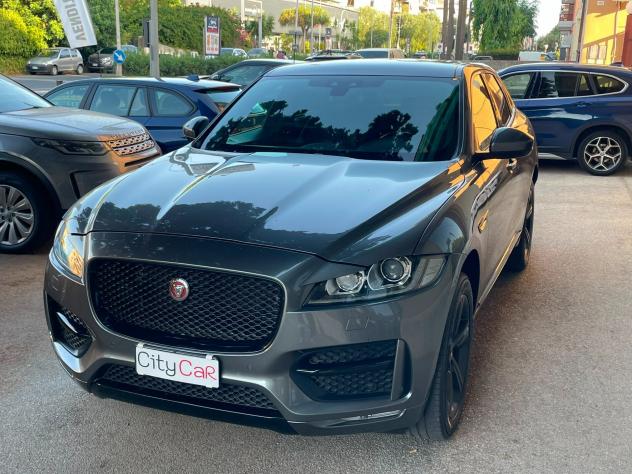 Jaguar F-Pace 2.0 D 180 CV AWD R-Sport