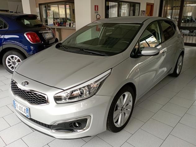 Kia Ceed cee'd 1.6 CRDi 110 CV 5 porte Active - Foto 2