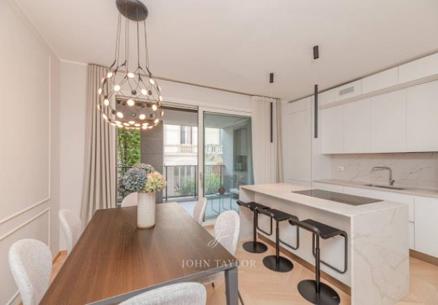 Appartamento di 90 m² con 5 locali e box auto in affitto a Milano - Foto 8