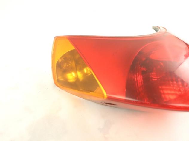 MALAGUTI CIAK 125 MASTER 4T 01605700 FARO POSTERIORE 02 - 06 TAILLIGHT - Foto 3