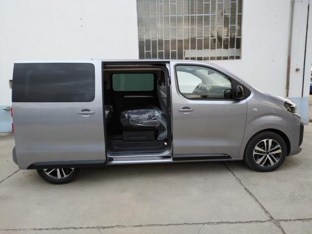 Peugeot Traveller 180 Hdi EAT8 STD Business NAV CBC5 -33% - Foto 5