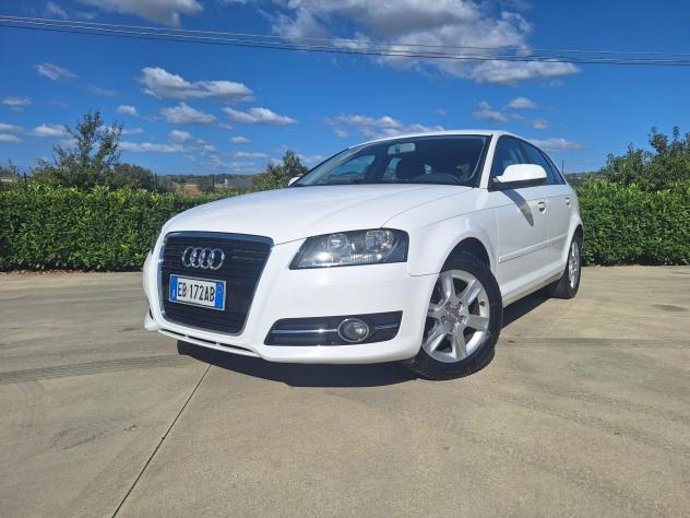 Audi A3 1.6 TDI 90cv 2.490,00 - Foto 3