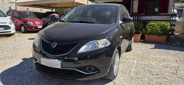 LANCIA Ypsilon 1.2 69 CV 5p. GPL Ecochic Gold - Foto 2