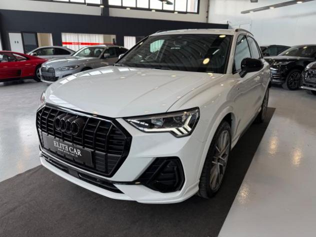 AUDI Q3 35 TDI S tronic Identity Black S line rif. 23667214