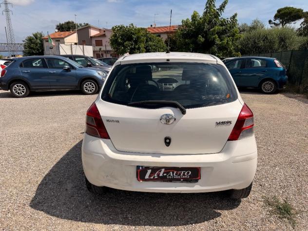 TOYOTA - Yaris 1.0 Now 5p my10 - Foto 5