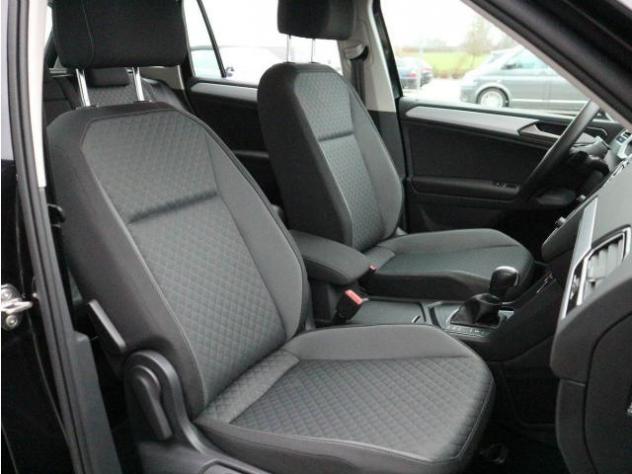 Volkswagen Tiguan 2.0 TDI DSG BUSINESS VIRTUAL COCK NAVI PRO PDC 17 - Foto 9