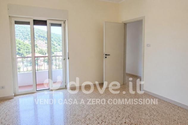 Appartamento di 108 m² con 3 locali e posto auto in vendita a Messina - Foto 5