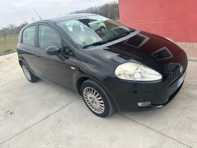 Grande Punto 1.3 MJT 75 CV - Foto 4