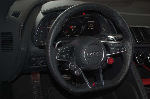Audi R8 Spyder 5.2 V10 Performance rwd 570CV S Tronic - Foto 10
