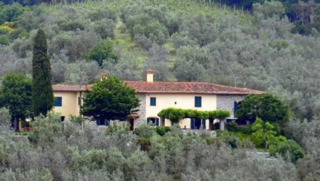 Colonica in vendita a Lamporecchio 550 mq Rif: 1039505