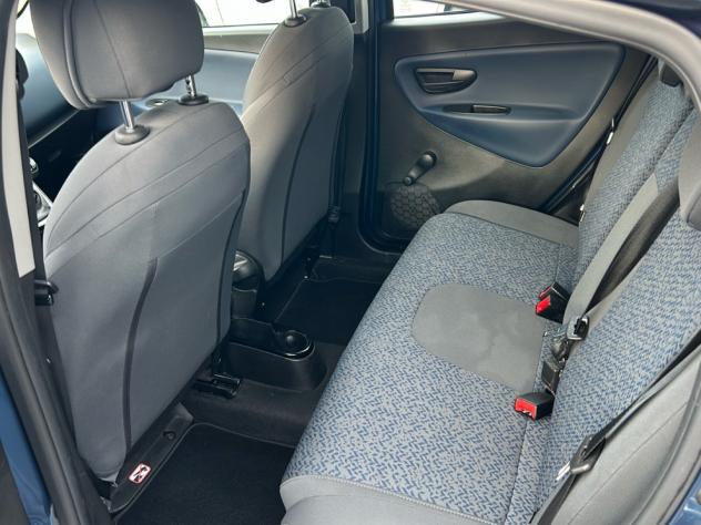 Lancia Ypsilon 1.0 FireFly 70cv Hybrid Platino - Foto 10