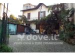 Casa indipendente di 160 m² con più di 5 locali e box auto doppio in vendit &hellip;