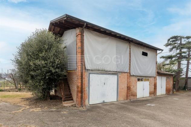 Ampia Porzione di Casa con Giardino e Servizi - Foto 6