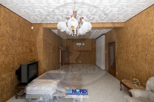 RIF. CC6248 - VISTARINO - Frazione di Buttirago - Villa indipendente: 2 appartamenti, box, magazzino, taverna, giardino. - Foto 16
