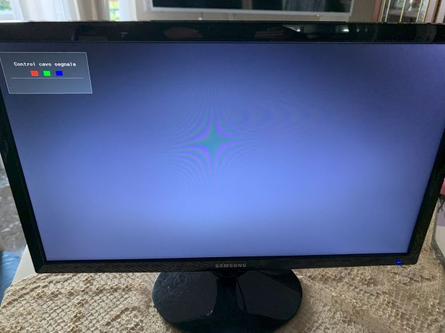 Monitor LCD Samsung S22D300 22 16:9 - Foto 3