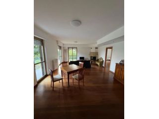 Ranica trilocale con terrazzo perimetrale
