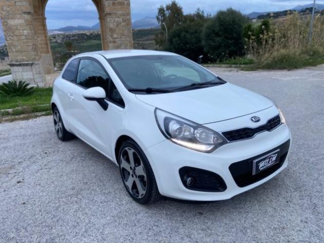 KIA Rio 1.4 CRDi 3p. Cool GUIDABILE DAI NEOPATENTATI rif. 24008546 - Foto 9