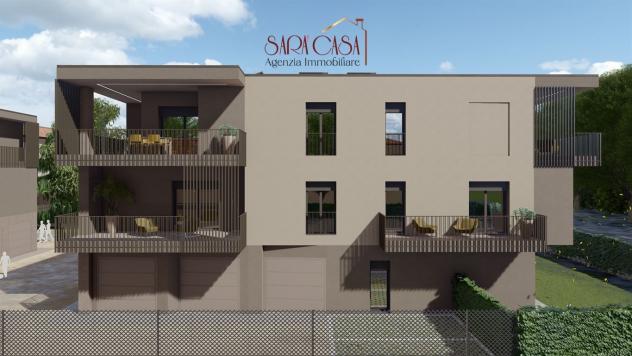 Attico con tre camere, due bagni e balcone di 28 mq