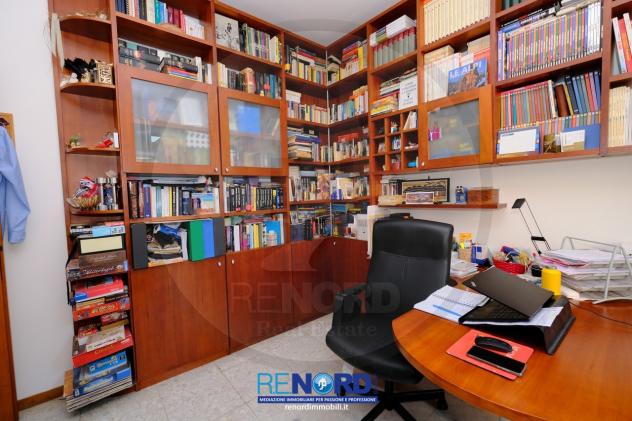 APPARTAMENTO di 4 vani e di 110 mq (PAVIA) rif. CC4971 - Foto 16