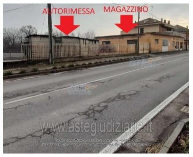 IMMOBILI-IMMOBILE COMMERCIALE-Via Sandigliano, 275, 13878 Candelo BI, Italia