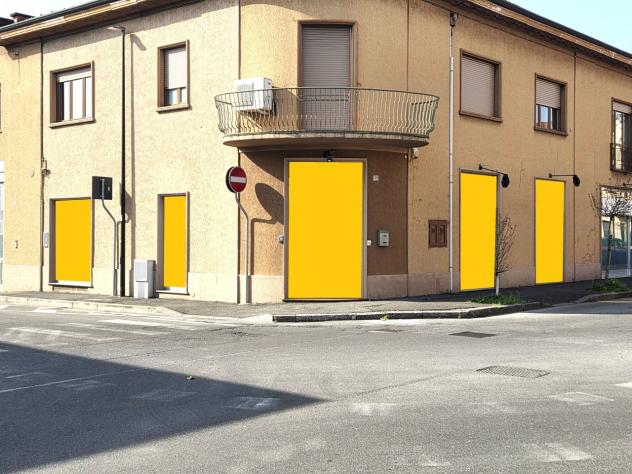 Ufficio in affitto a Varedo