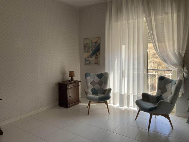 Zona di prestigio appartamento signorile,panoramico,ben arrdato. - Foto 13