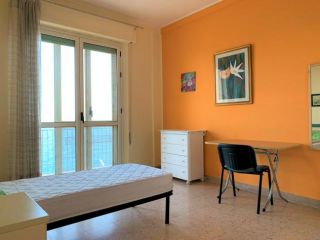 Stanza in appartamento in affitto a Catanzaro