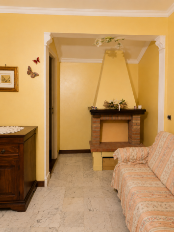 POMEZIA QUADRILOCALE ARREDATO CON TERRAZZO PRIVATO. - Foto 2