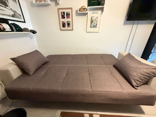 DIVANO LETTO 3 POSTI OTTIME CONDIZIONI CON CONTENITORE - Foto 3