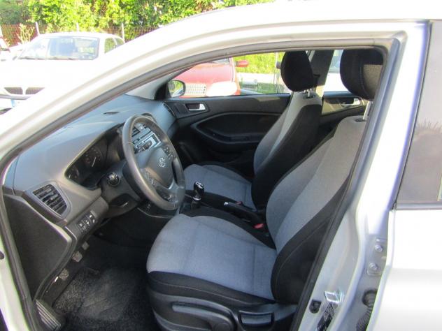 Hyundai i20 1.1 CRDi 12V 5 porte Comfort - Foto 7