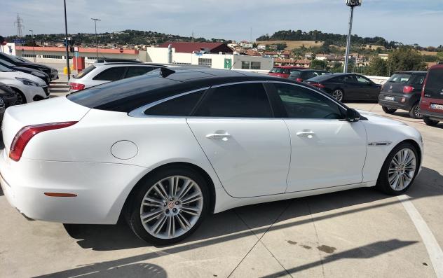 Jaguar XJ 3.0D V6 Luxury - Foto 9