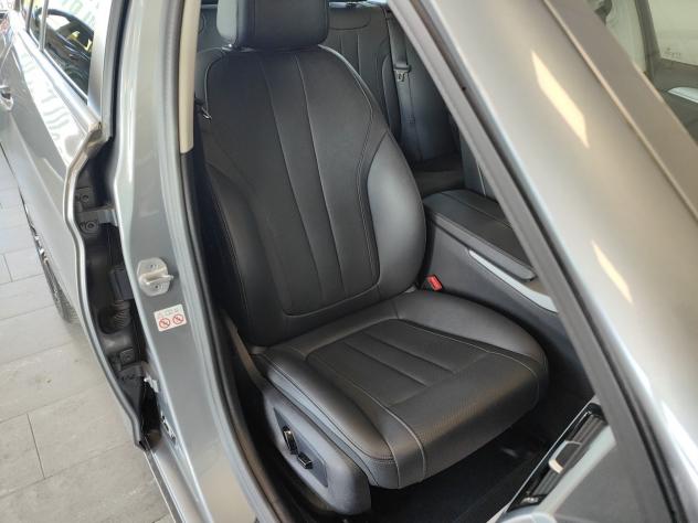 BMW Serie 5 520d 48V Touring Pelle Navi Fari LED Cerchi 19” - Foto 5